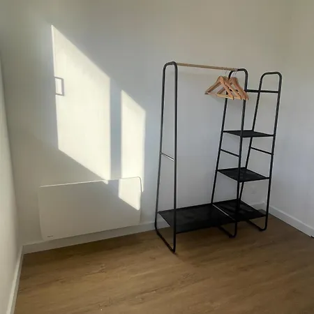 Cosy A 100m De La ! Lägenhet *